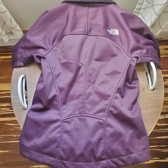 Northface Jacket - Picture 3 of 9